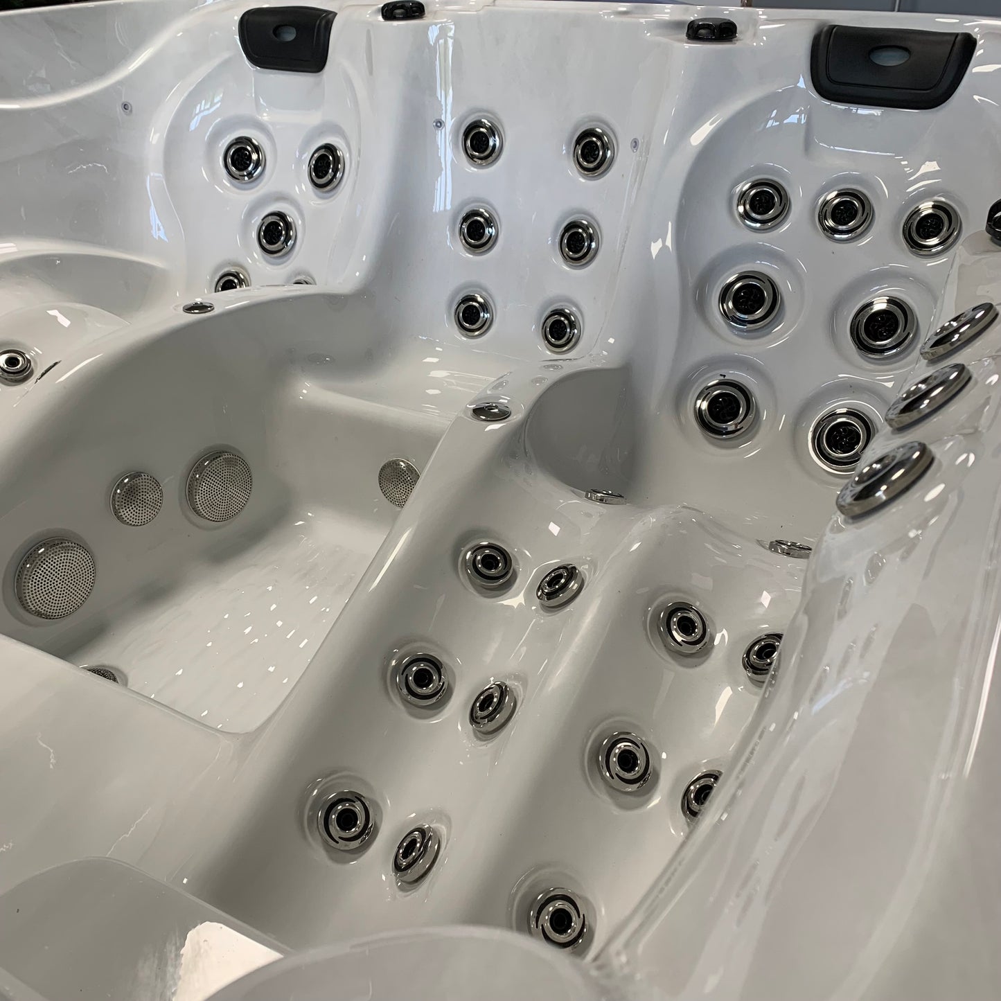 Catalina Spas XL4000 - Seropian Spas & Wellness